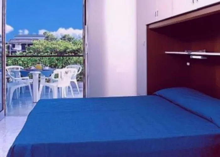 Comfortable Flat With Terrace-beahost Appartamento