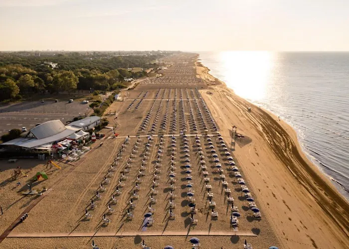 Comfortable Flat With Terrace-beahost * Bibione